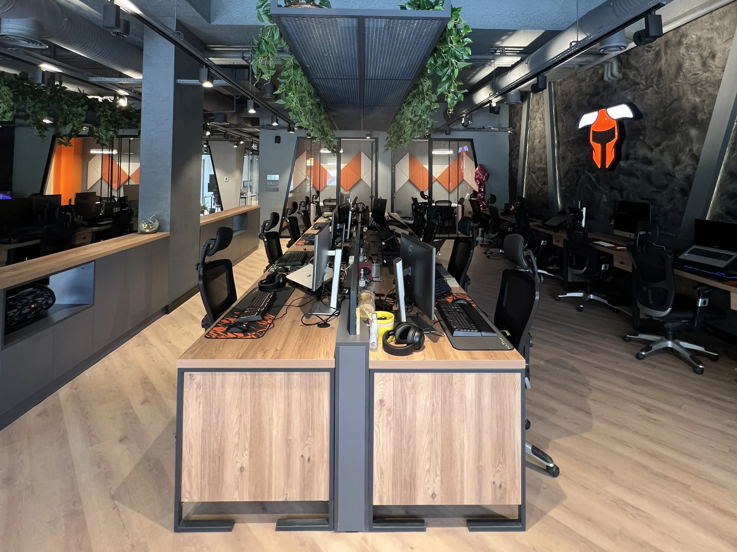 Ortak çalışma alanı iç mimarlık tasarımı — paylaşımlı çalışma alanı ve topluluk mekânı